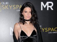 Kendall Jenner zakryła sutki skromnym topem